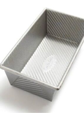 Sur La Table Platinum Pro Loaf Pan, 8½" x 4½", Silver